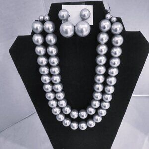 VINTAGE RICHELIEU SET DOUBLE STRAND LIGHT GRAY PEARL NECKLACE + MATCHING EARINGS